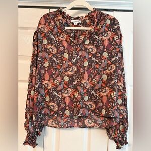 Evereve Women’s Size Medium blouse